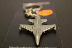 General Dynamics F-16 Fighting Falcon Airplane Pewter Keychain